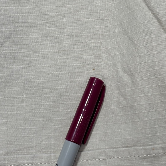 Gloria Vanderbilt Short with Belt - size 12 NWT - Picture 4 of 7